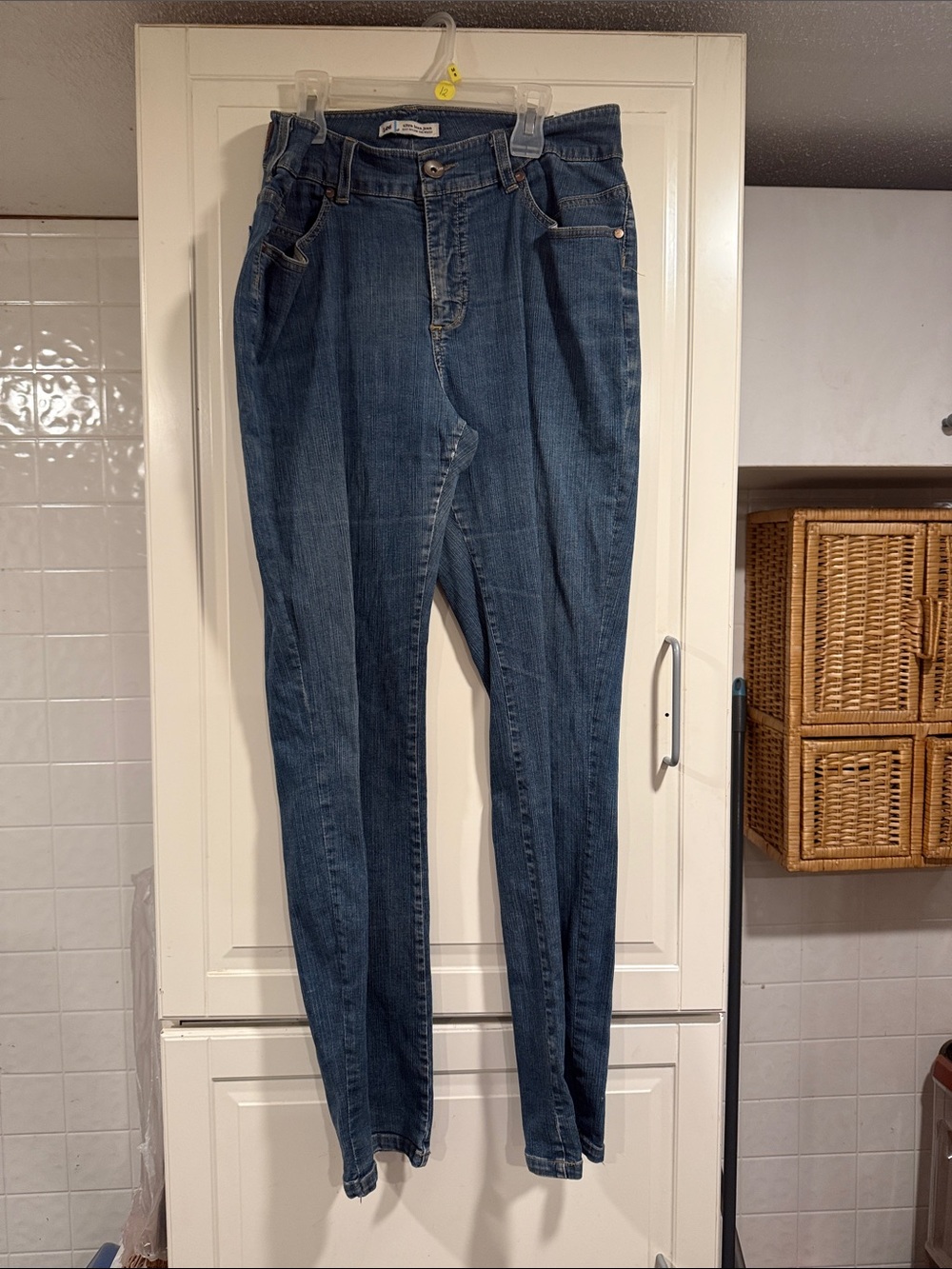 Lee Women's Dark Blue High-Waist Jeans - size 12 6:24